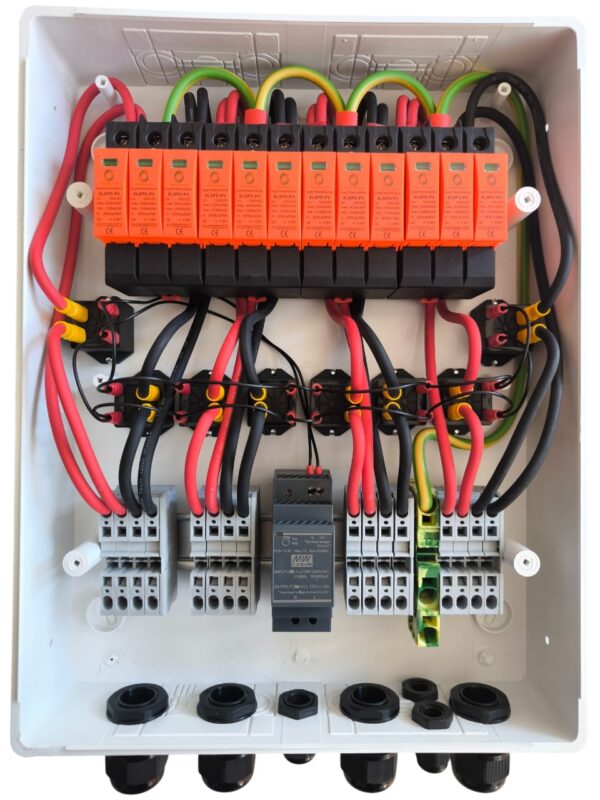 PV Feuerwehrschalter mit ein/aus Schaltautomatik und DC Überspannungsschutz 4-Strings Solar Generator Anschlusskasten 820V Typ I + Typ II