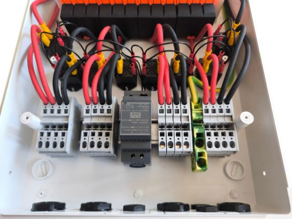 PV Feuerwehrschalter mit ein/aus Schaltautomatik und DC Überspannungsschutz 4-Strings Solar Generator Anschlusskasten 820V Typ I + Typ II – Bild 4