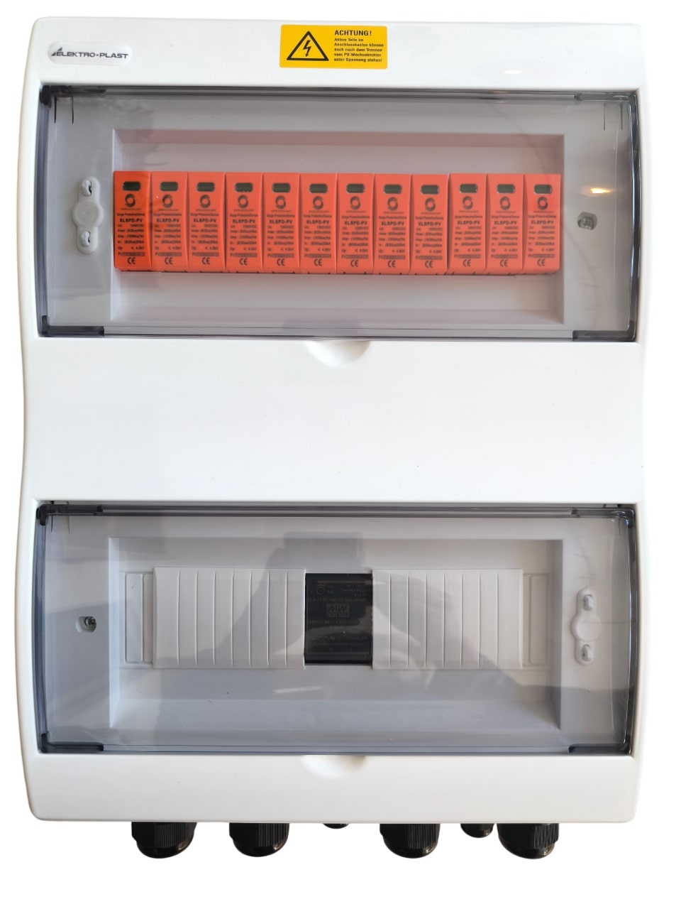 PV Feuerwehrschalter mit ein/aus Schaltautomatik und DC Überspannungsschutz 4-Strings Solar Generator Anschlusskasten 820V Typ I + Typ II